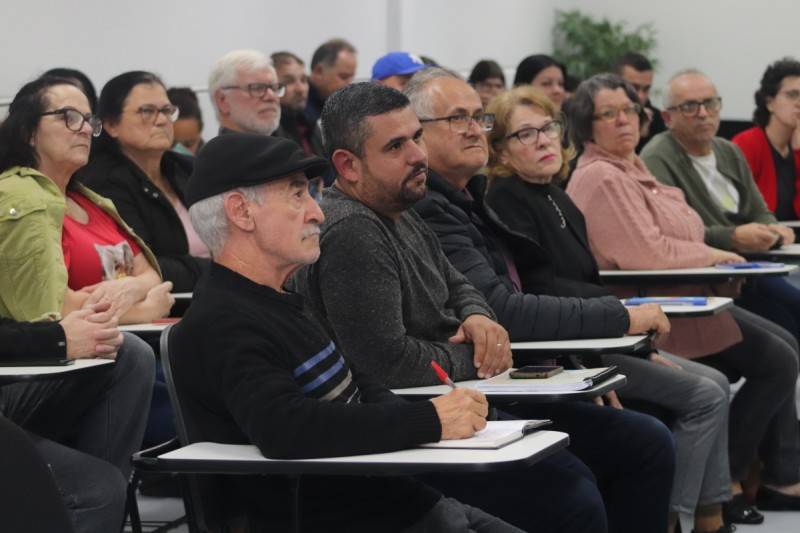 Escola de Lideranças Comunitárias da Unesc inicia turma em Araranguá — foto 7