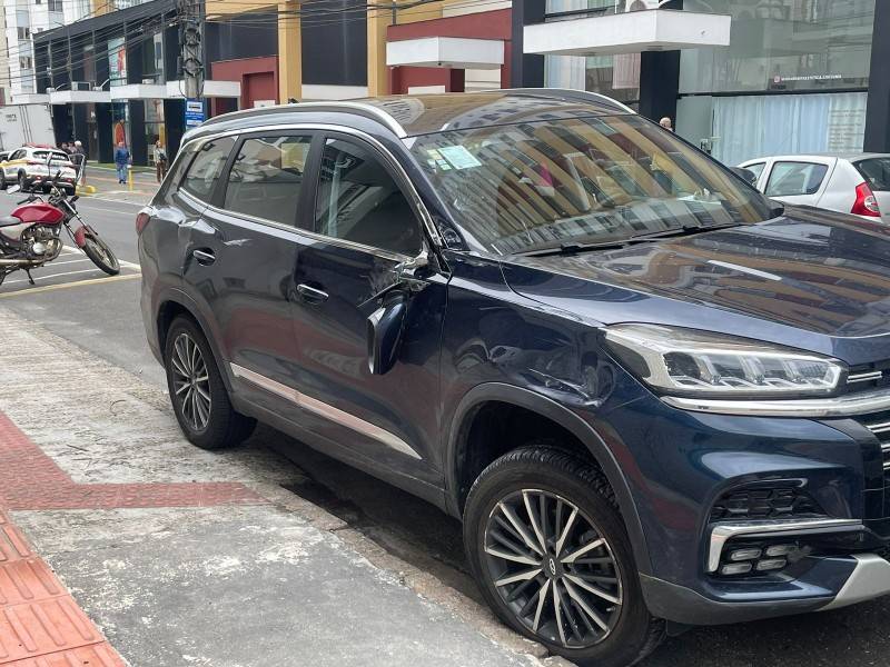 Colisão envolvendo quatro veículos é registrada no Centro de Criciúma; veja o vídeo — foto 1