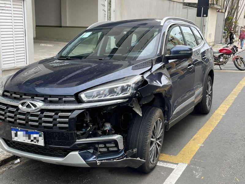 Colisão envolvendo quatro veículos é registrada no Centro de Criciúma; veja o vídeo — foto 2