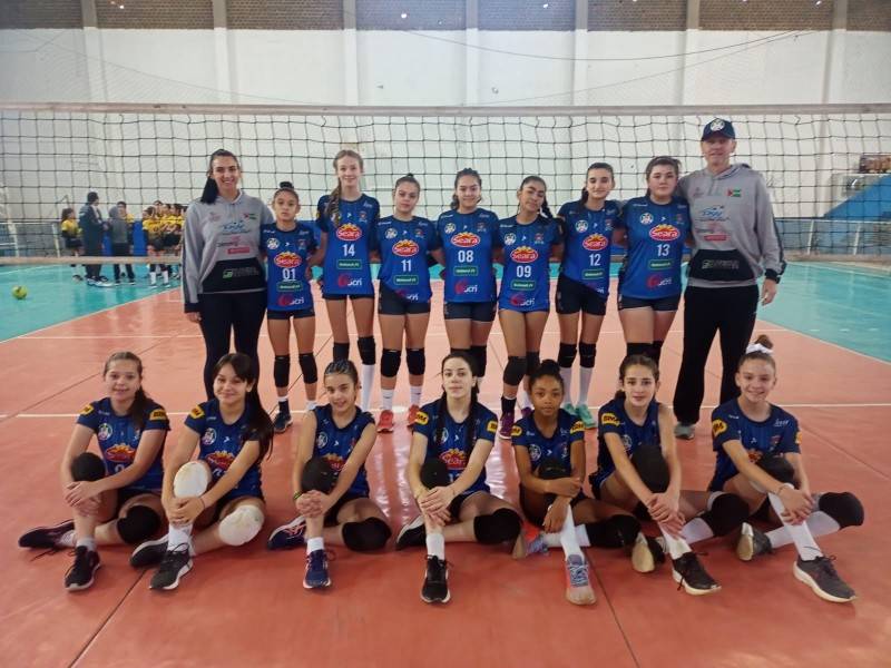 Com atleta destaque, vôlei de Forquilhinha é campeão da Liga Voleibol de SC — foto 2