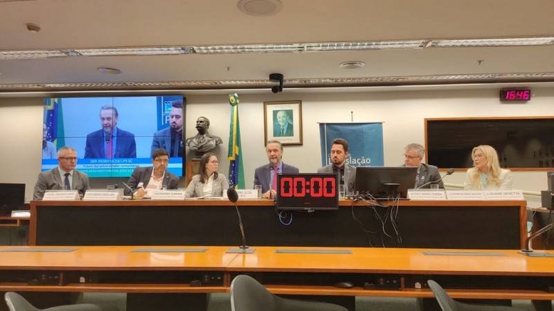 Universidades dão passo rumo ao Marco Regulatório das Comunitárias — foto 1