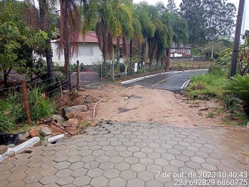 Em Gravatal, chuva causou rompimento de tubulações e alagamento em estradas — foto 2