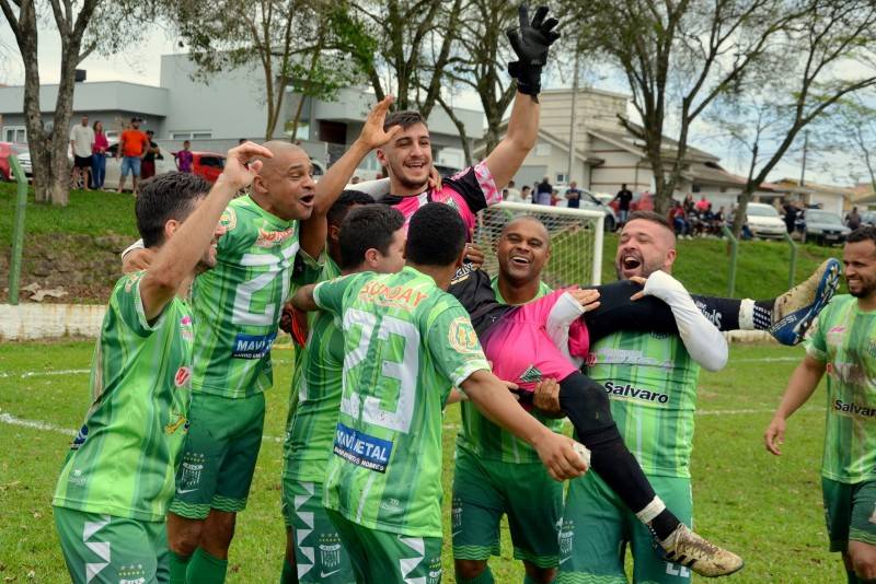 Ajax é campeão do municipal de futebol em Siderópolis — foto 9