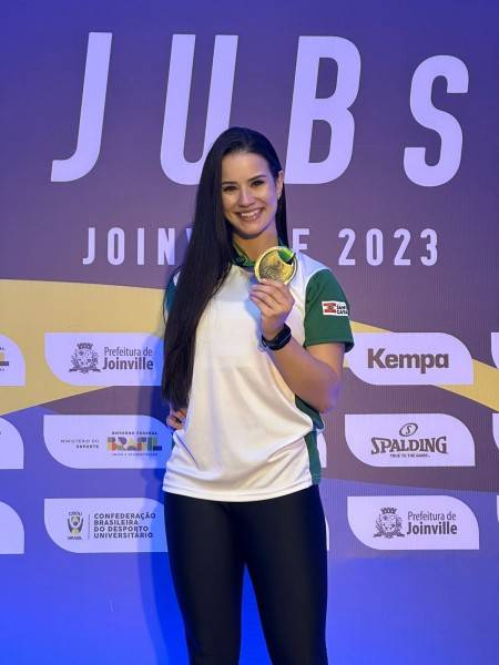 Karatecas de Içara conquistam medalhas nos JUBs em Joinville — foto 2