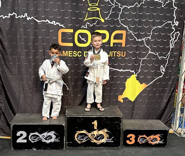 Equipe Ame conquista 22 medalhas na etapa Araranguá da Copa Amesc — foto 1