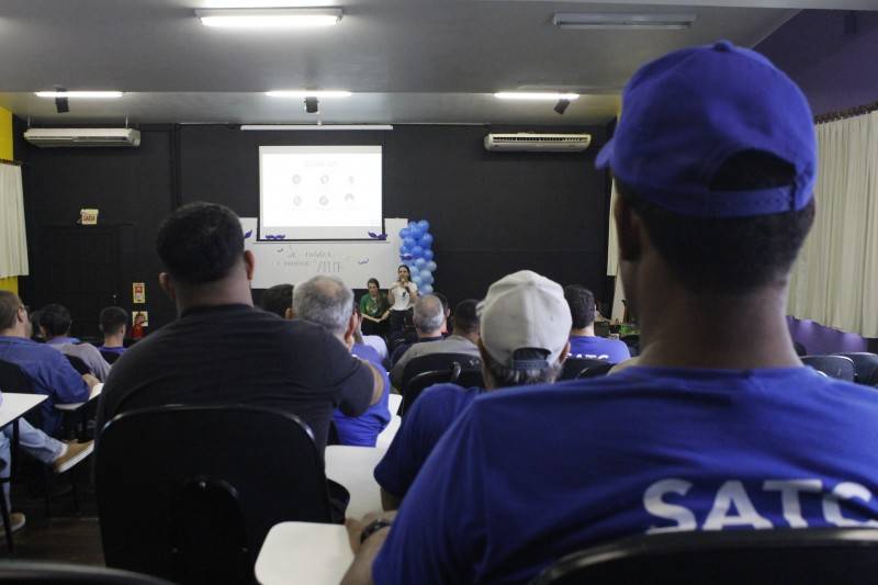 Novembro Azul é tema de bate-papo entre colaboradores da Satc — foto 5