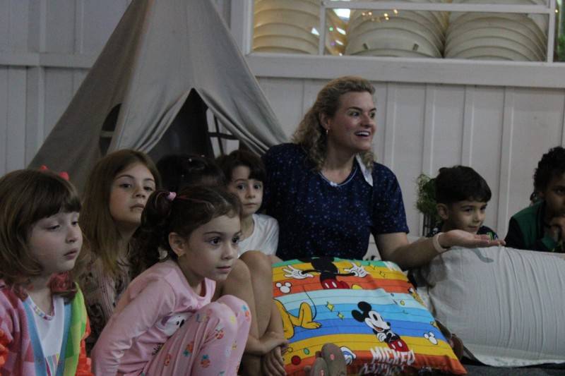 Festa das luzes marca encerramento de ciclo das crianças da Educação Infantil do Colégio Satc — foto 1