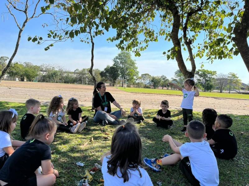 Integração com a natureza na escola transforma o desenvolvimento das crianças no Colégio Satc — foto 1