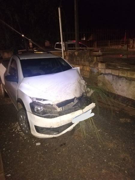 Motorista embriagado ultrapassa em lugar proibido e colide frontalmente contra carro de Morro Grande na SC-390 — foto 4
