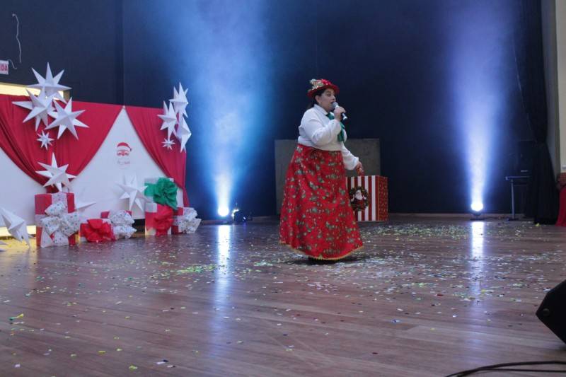 Espetáculo de Natal é apresentado por alunos do Colégio Satc Turvo — foto 1
