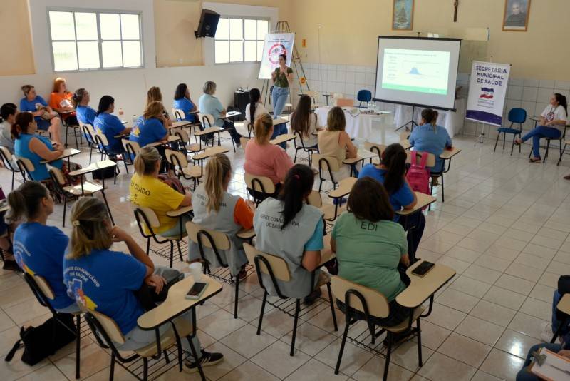 Siderópolis organiza simpósio para capacitar colaboradores da saúde contra a Dengue — foto 2
