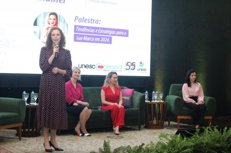 Presidente do Lide Mulher, Larissa Linhares compartilha inspirações sobre empreendedorismo na Unesc — foto 1