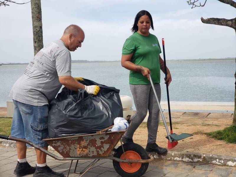 Laguna: Fundação Irmã Vera realiza manutenção nas praças, postos de saúde e espaços públicos — foto 1