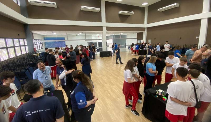 Alunos do curso de robótica do Içara Mais Tec expõem trabalhos em feira — foto 2