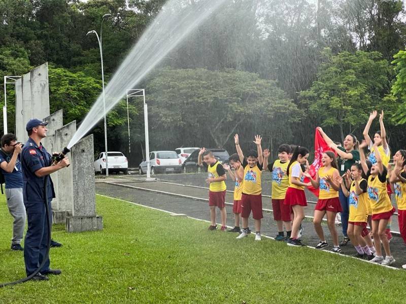4° BBM forma quase três mil crianças no Projeto Golfinho — foto 1