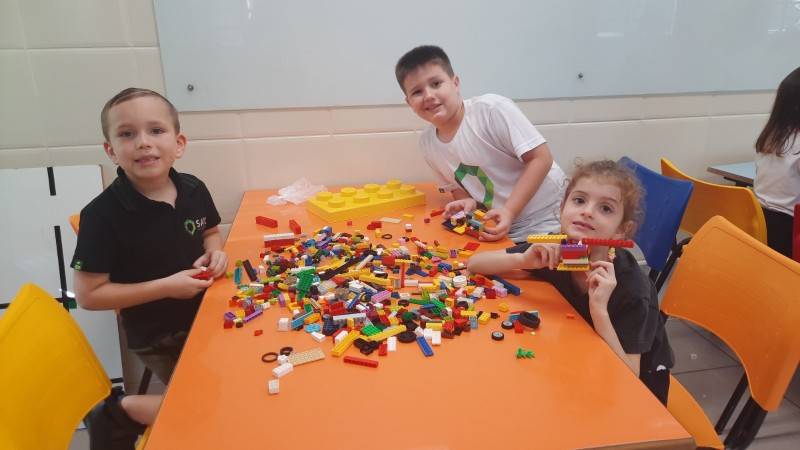 Colégio Satc: ensino de Tecnologias Aplicadas incentiva aplicação de ideias dos alunos — foto 3