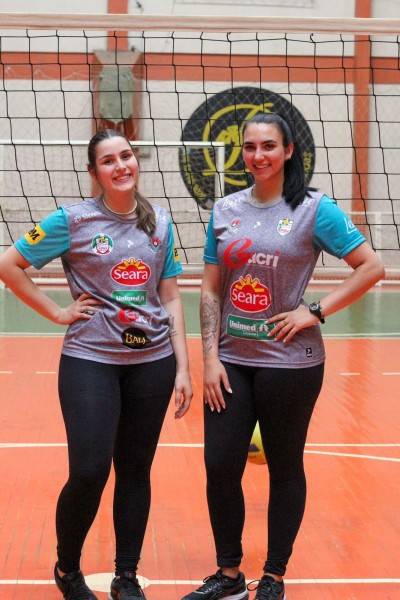 Das quadras para comissão: ex-atletas do vôlei de Forquilhinha se destacam como técnicas — foto 1