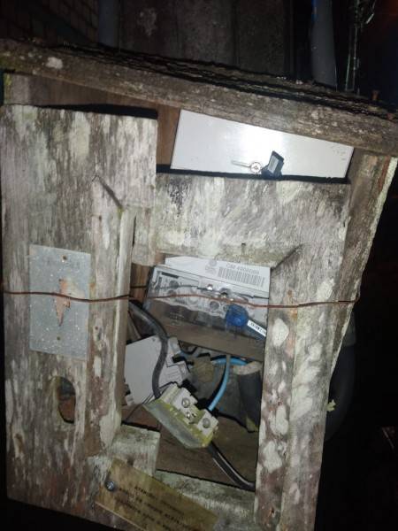 Casa de madeira é consumida por incêndio em Araranguá — foto 2