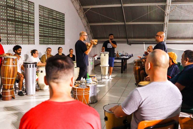 Imbituba e Laguna recebem oficinas de percussão gratuitas na primeira quinzena de janeiro — foto 2