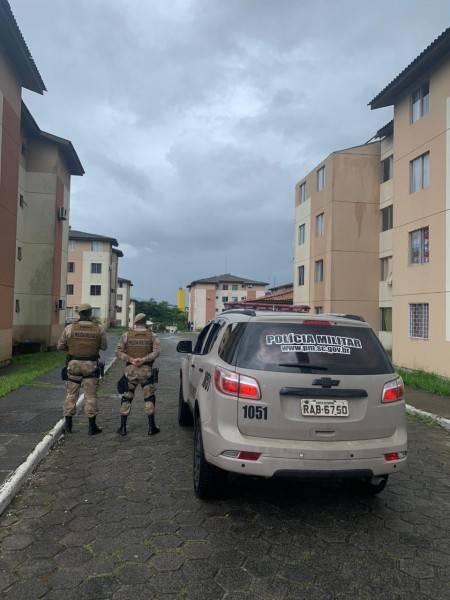 PM realiza Operação Paz no Carmel em Criciúma — foto 2