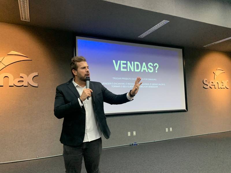 Palestra reúne comerciantes e lança oficialmente a Megaliquidação de Criciúma — foto 2