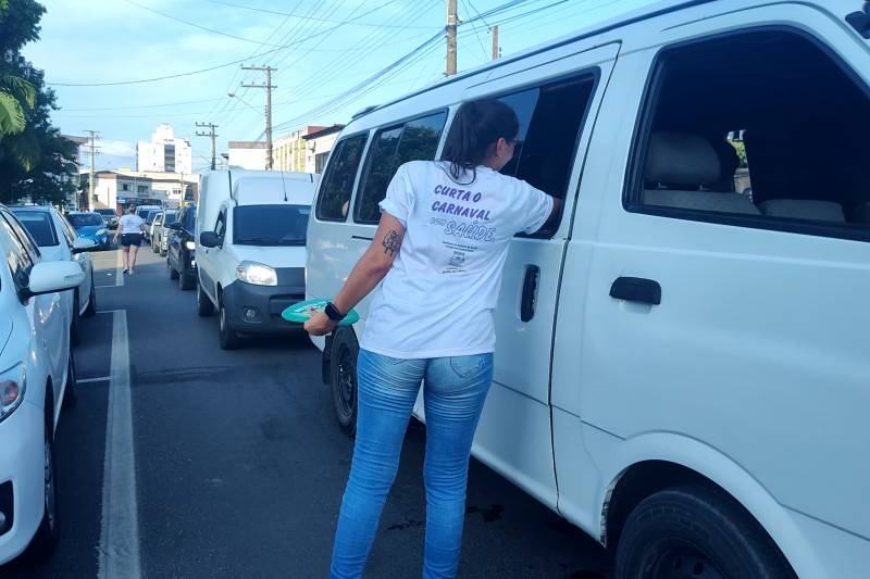 Carnaval: Vigilância Epidemiológica de Morro da Fumaça realiza blitz educativa — foto 1