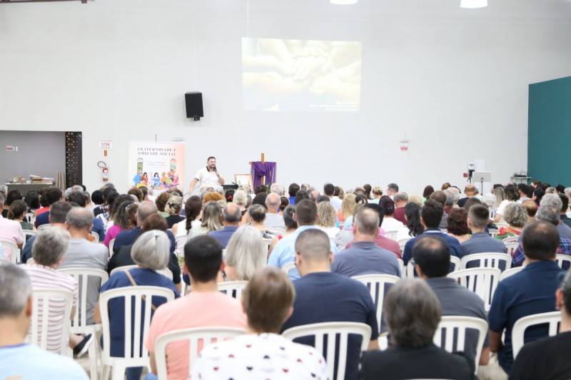 Diocese de Criciúma promove estudo sobre a Campanha da Fraternidade 2024 — foto 1