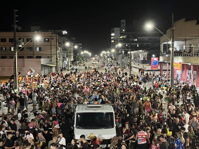 Alegria e folia marcam o fim de semana de Carnarroio 2024 — foto 1
