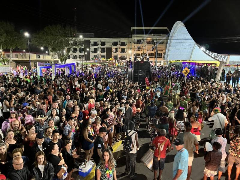 Alegria e folia marcam o fim de semana de Carnarroio 2024 — foto 2