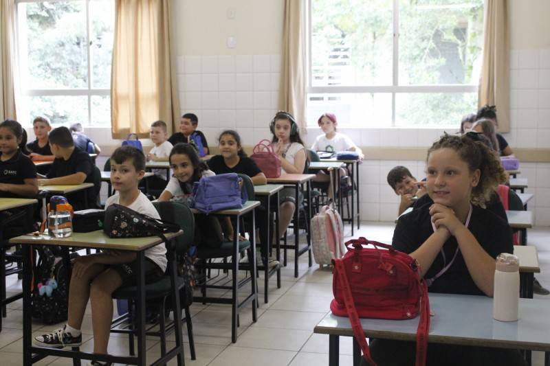 Brincadeira, música e troca de experiências marcam primeiro dia de aula na Satc — foto 1