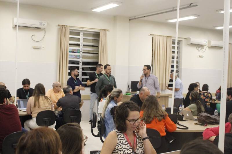 UniSatc fala de aplicações de Inteligência Artificial com os professores — foto 3