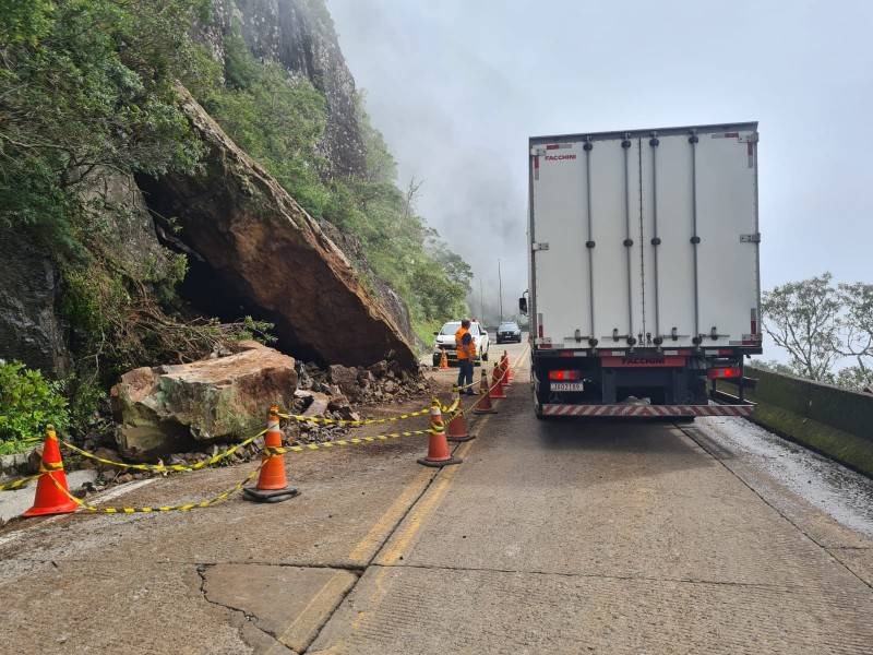 Vistoria na Serra do Rio do Rastro aponta risco de novos deslizamentos — foto 1