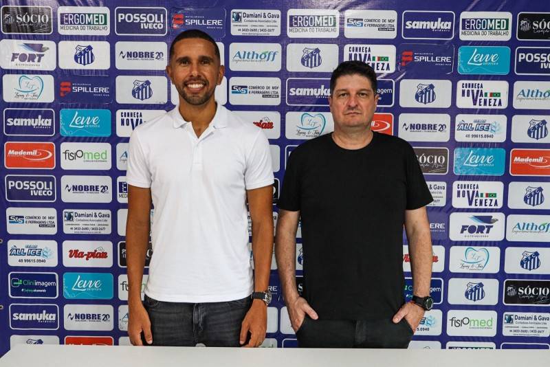 Carlos Moraes e Baiano são apresentados na Montanha — foto 2