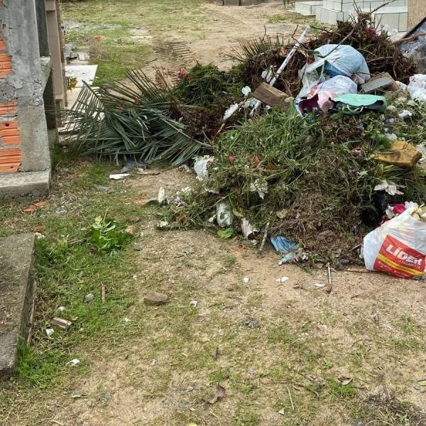 Prefeitura de Imbituba realiza limpeza contra Dengue nos Cemitérios Municipais — foto 2