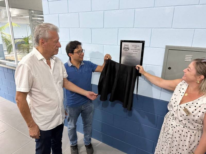 Prefeitura de Imbituba reforma creche e inaugura quadra de grama sintética — foto 2