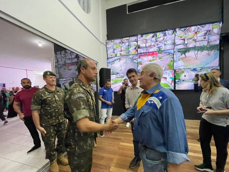 Escolas da rede municipal de Criciúma recebem 'botão de emergência' para acionar órgãos de segurança — foto 2