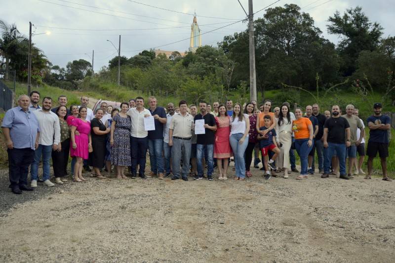 Governo de Siderópolis assina ordem de serviço para construção da Praça Vila São Jorge — foto 1
