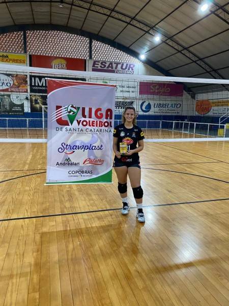 Com atleta destaque, Vôlei de Forquilhinha conquista etapa da Liga de Santa Catarina — foto 2