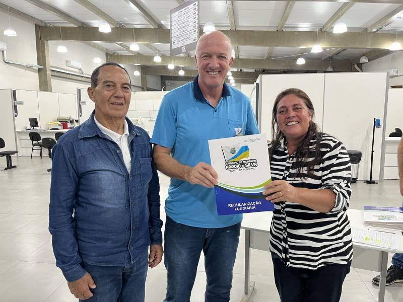 Reurb: mais 57 matrículas entregues em Balneário Arroio do Silva — foto 1