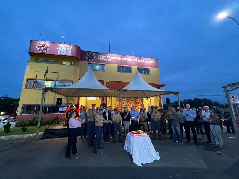 Corpo de Bombeiros de Içara comemora 22 anos com entrega de viaturas e promoções — foto 4