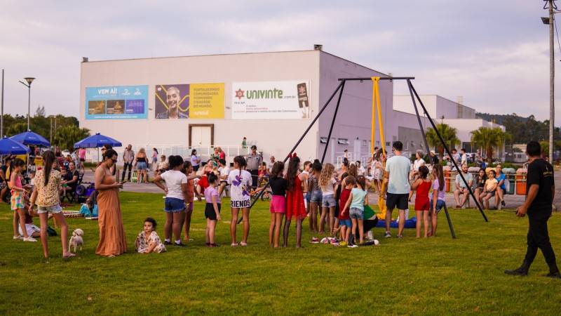 Festival Circense encanta público com diversidade de espetáculos no Parque Diamante — foto 12