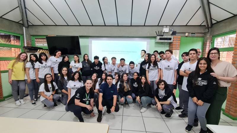 Projeto de Extensão promove Conscientização sobre Segurança Industrial e Inovação Tecnológica — foto 3