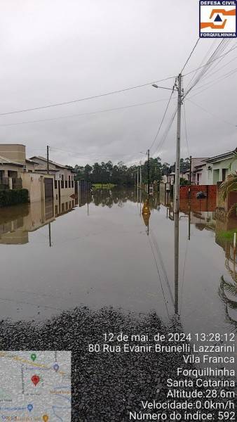 Chuvas no Sul de SC: Forquilhinha tem comunidade isolada e 5 famílias fora de casa — foto 5