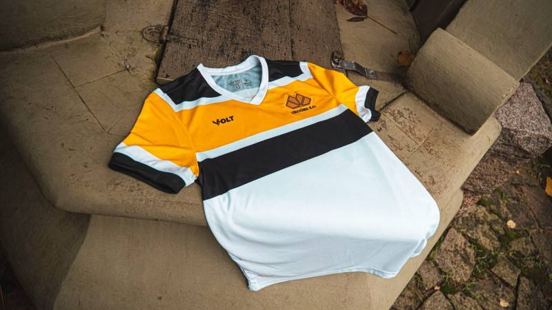 Criciúma lança camisa comemorativa em homenagem ao uniforme de 1984 — foto 1