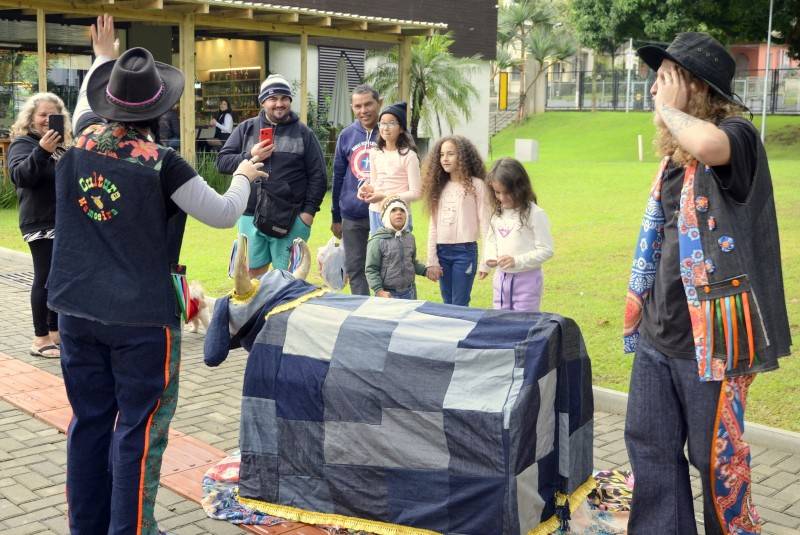 Com ensaio aberto na Praça do Congresso, Cultura Mamoeira encerra oficinas em Criciúma — foto 4