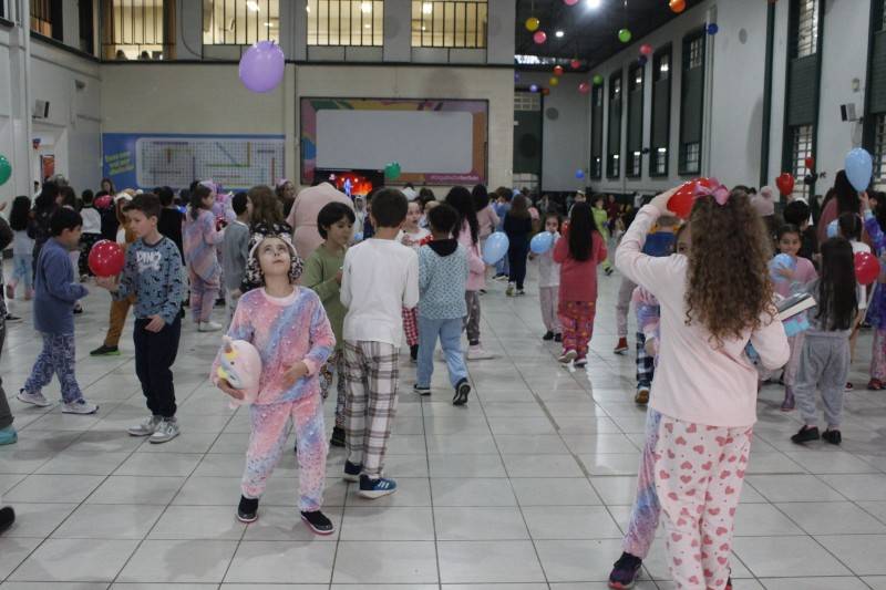 Dia do Pijama integra alunos do Ensino Fundamental do Colégio Satc — foto 1