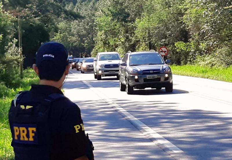 PRF registrou aumento de acidentes, feridos e mortos em SC durante feriadão na comparação ao ano passado — foto 1