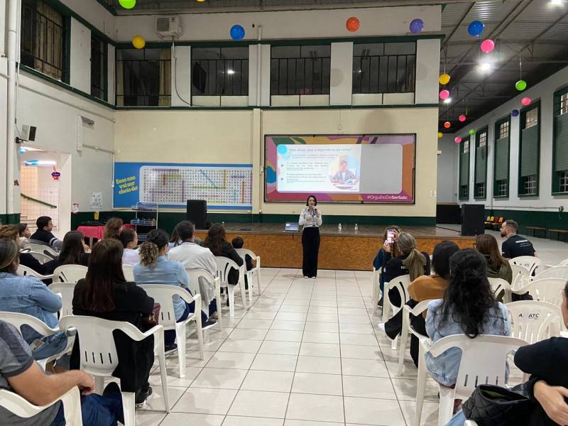 Colégio Satc promove espaço de orientação com projeto ‘Conexão Família’ — foto 2