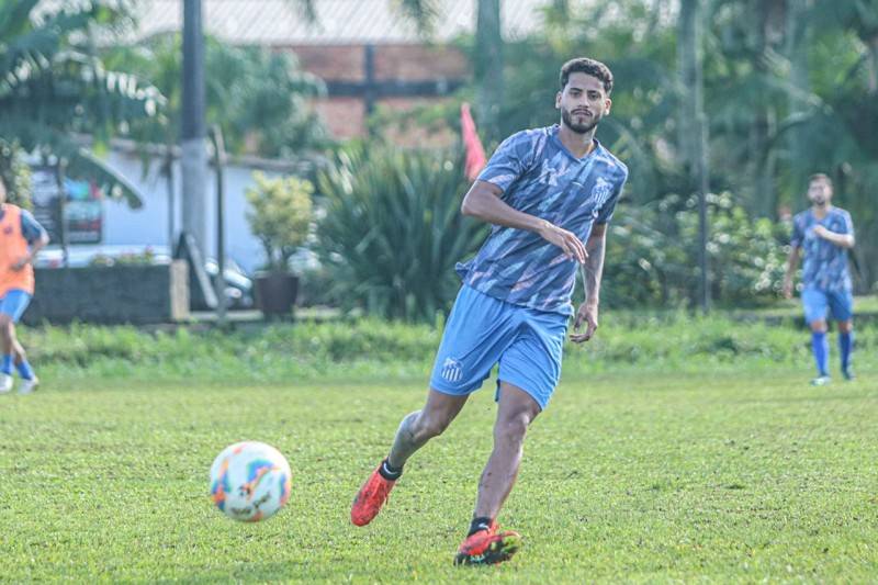 Caravaggio realiza treino tático na manhã deste sábado — foto 2