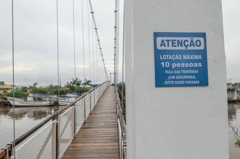 Liberada a passagem na Ponte Pênsil entre Passo de Torres e Torres — foto 1